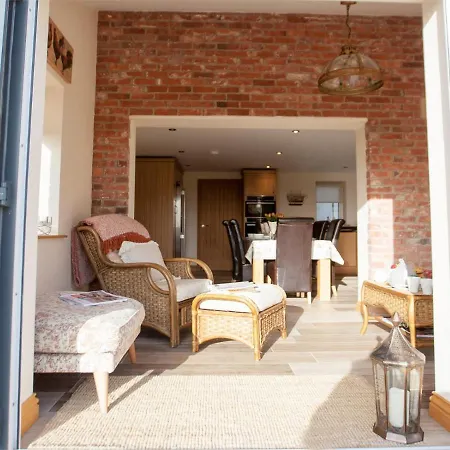 Deerholme בית נופש מאלטון